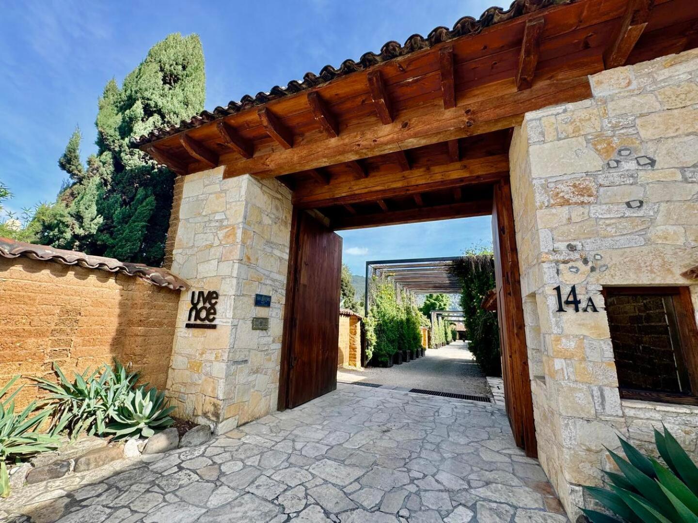 Uvence Arte + Hotel San Cristobal de las Casas Exterior photo